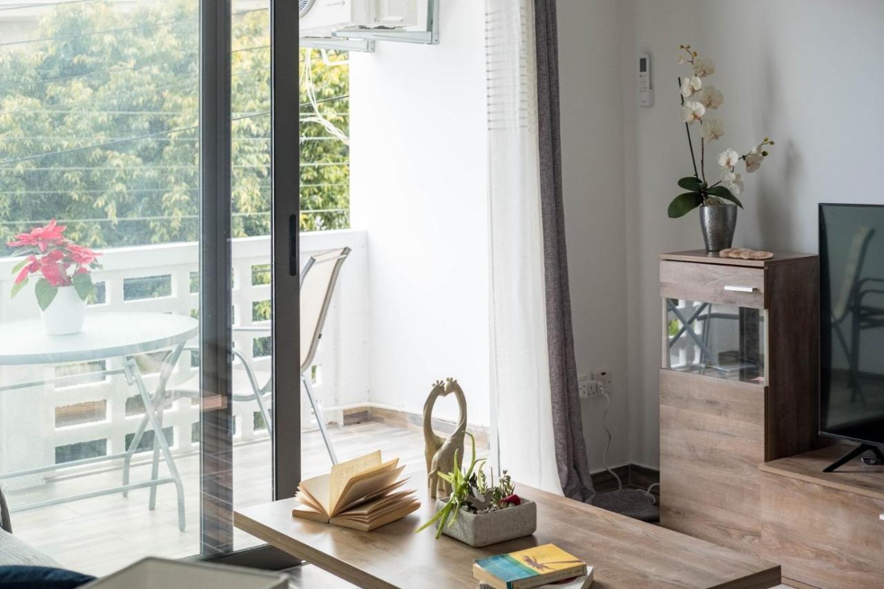 Happy Stay Apartment - Halefka Court Larnaka Exterior foto